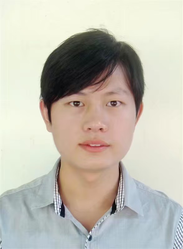 张坤